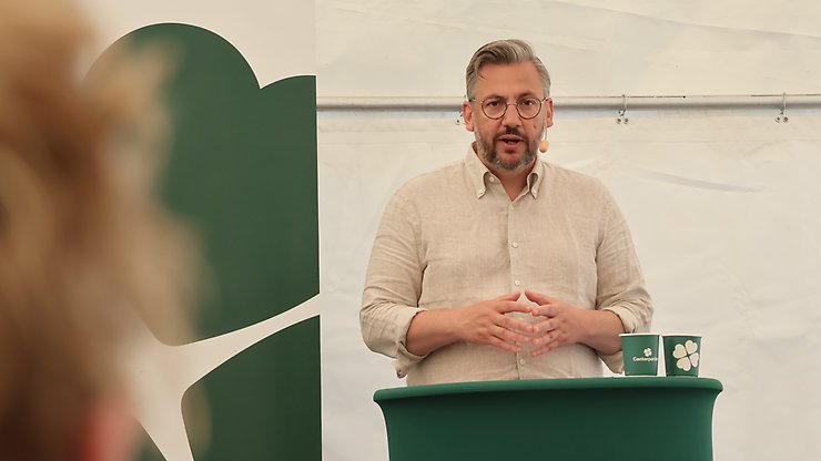 Partiledare Muharrem Demirok