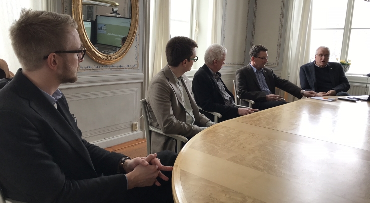 Information och diskussion kring skogen och  kompetensförsörjning med personal och sakkunniga på skolan.