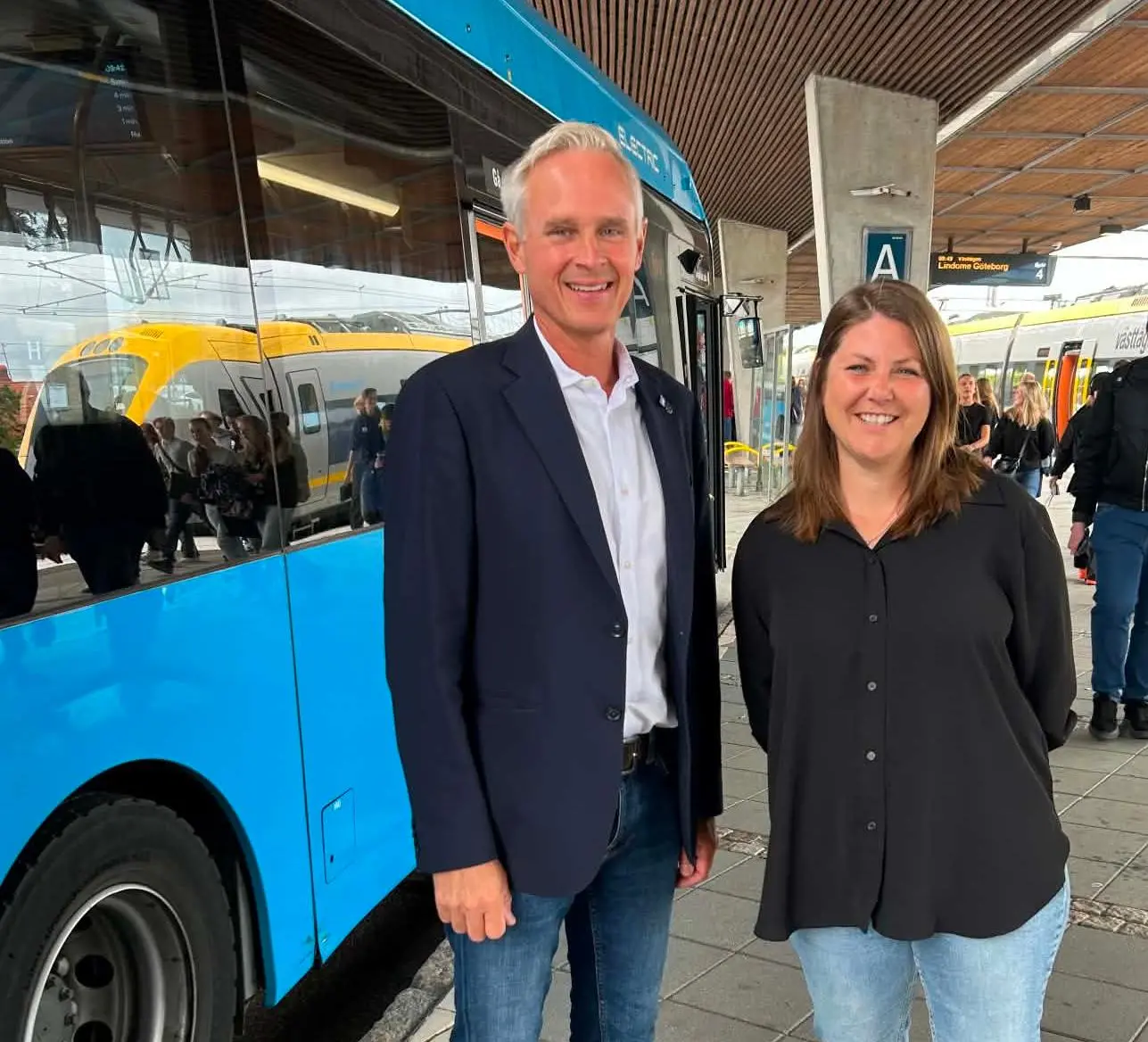Fredrik Hansson och Elisabeth Svensson Agerbjer