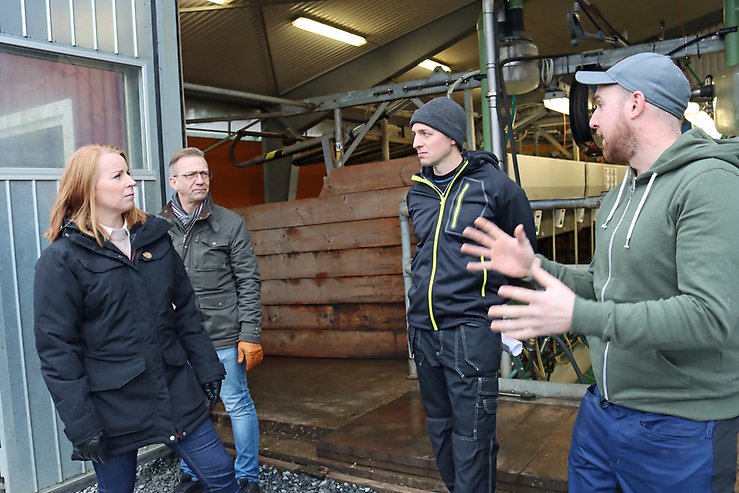 Studiebesök Åkerby med Annie Lööf